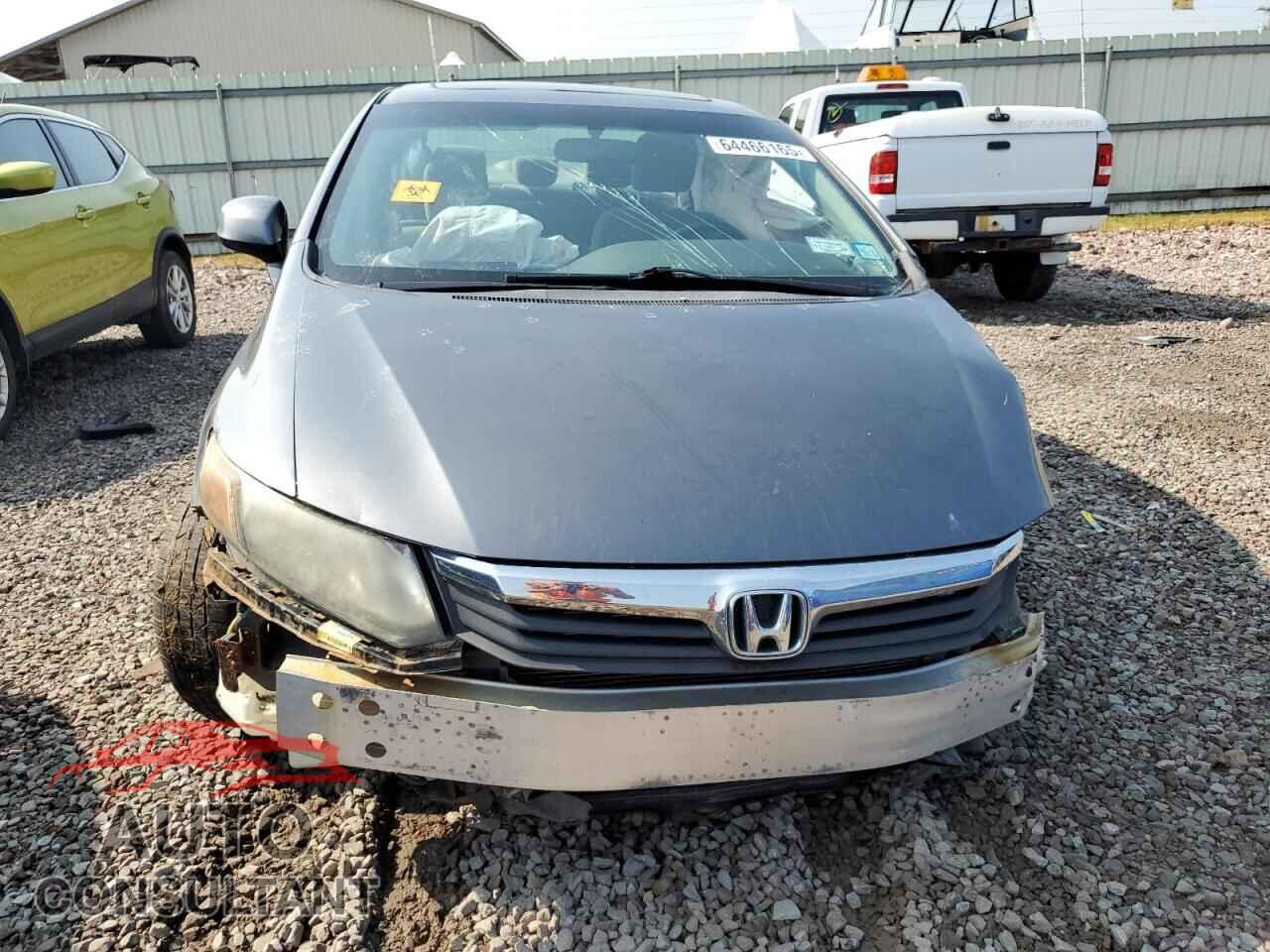 HONDA CIVIC 2012 - 2HGFB2F85CH313494