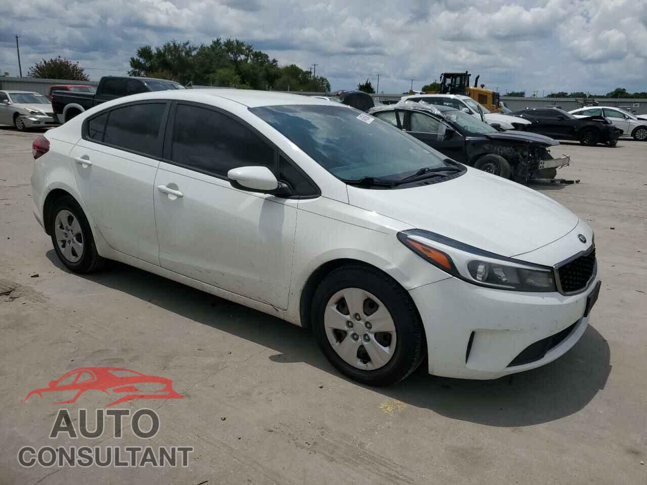 KIA FORTE 2017 - 3KPFK4A79HE068792
