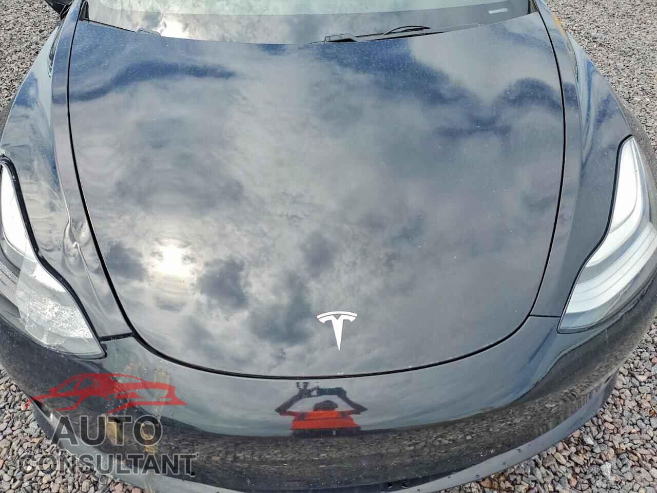 TESLA MODEL 3 2019 - 5YJ3E1EA3KF327812