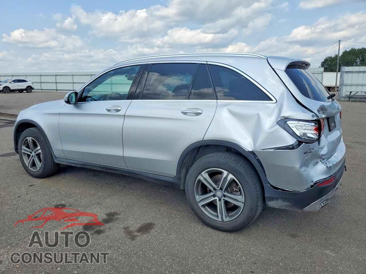 MERCEDES-BENZ GLC-CLASS 2017 - WDC0G4KB1HF156309
