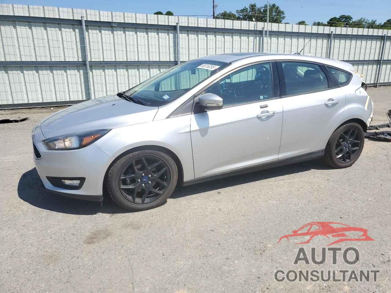 FORD FOCUS 2015 - 1FADP3K28FL323707