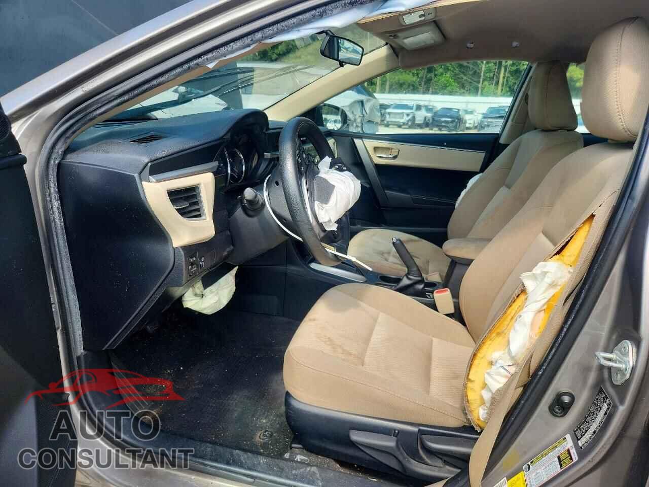 TOYOTA COROLLA 2015 - 2T1BPRHE7FC315823