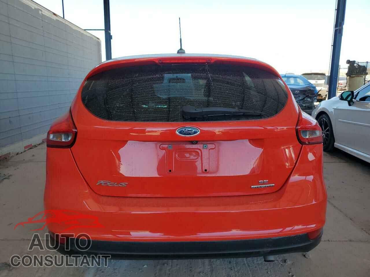 FORD FOCUS 2016 - 1FADP3K28GL254471