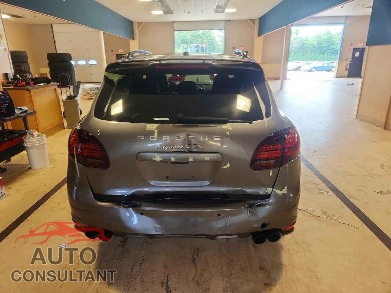 PORSCHE CAYENNE 2013 - WP1AD2A20DLA77572