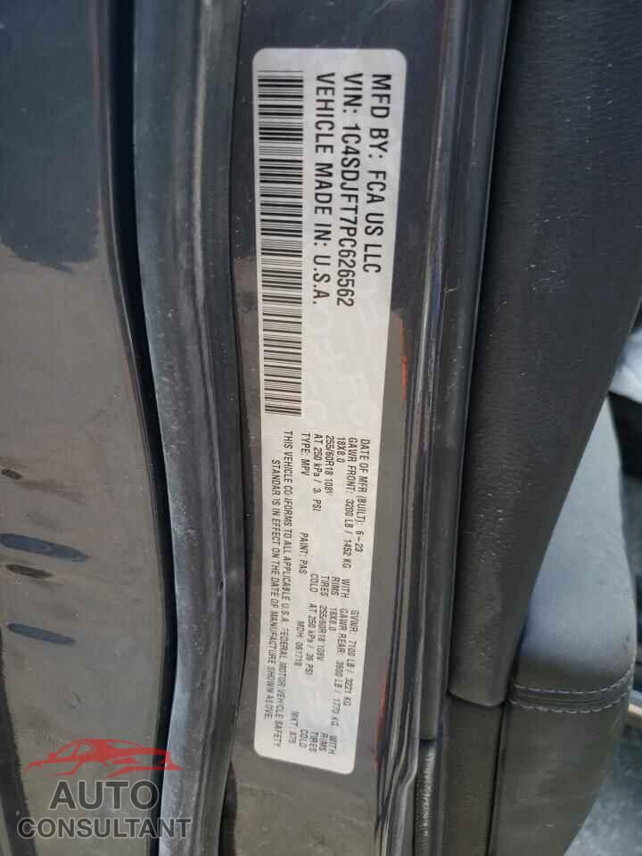 DODGE DURANGO 2023 - 1C4SDJFT7PC626562