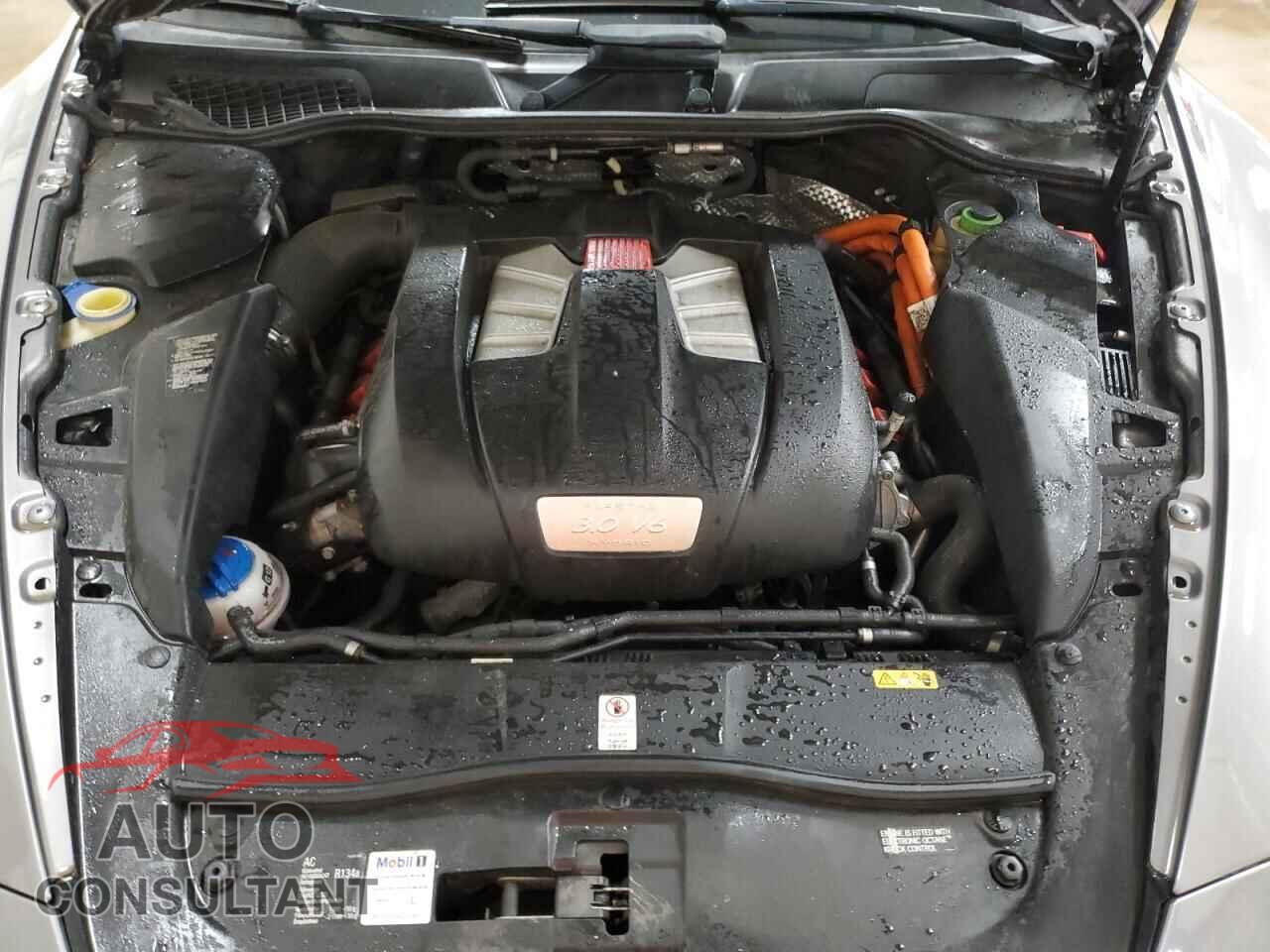 PORSCHE CAYENNE 2012 - WP1AE2A2XCLA92267
