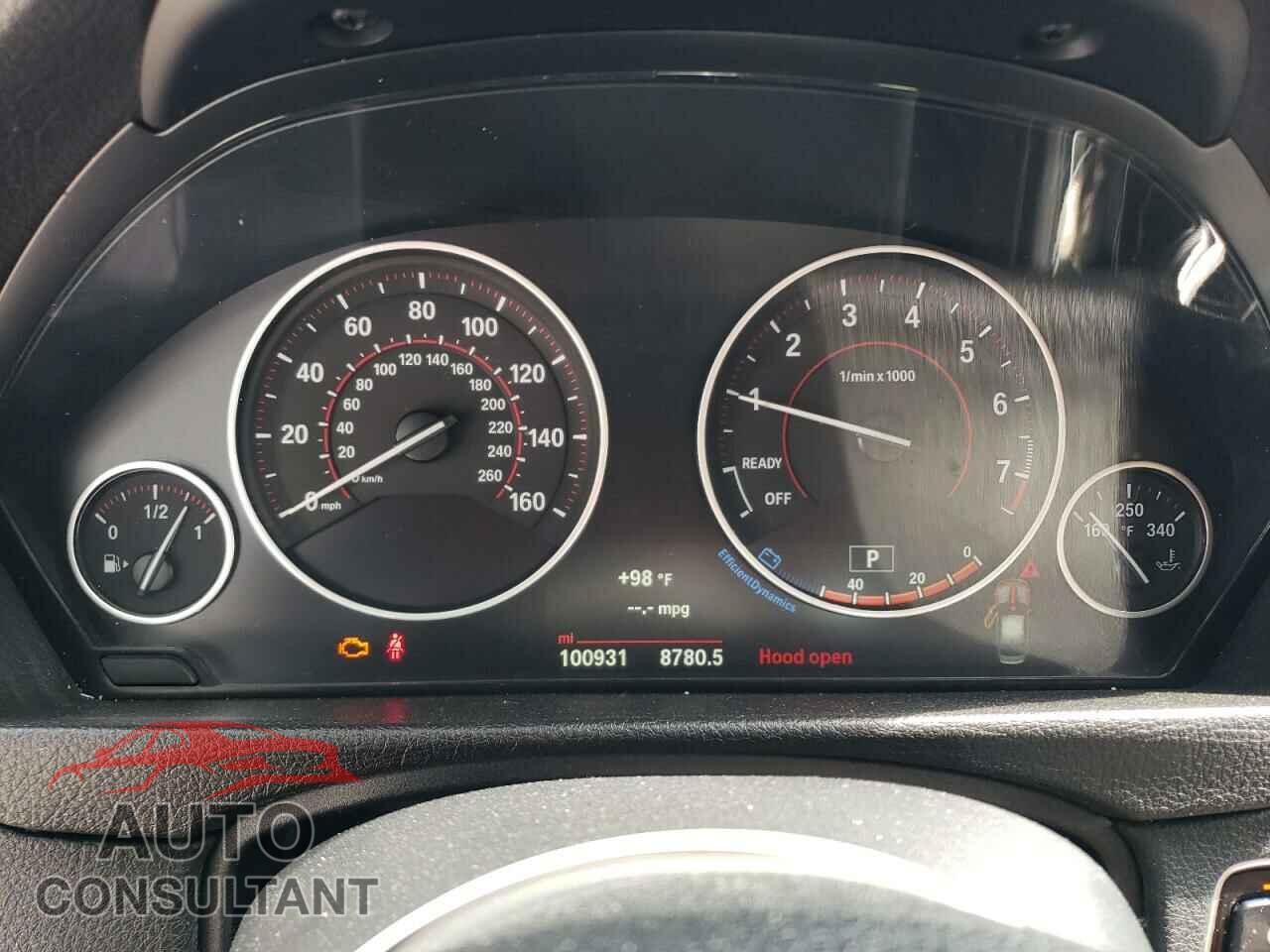 BMW 3 SERIES 2016 - WBA8E3G51GNT76076