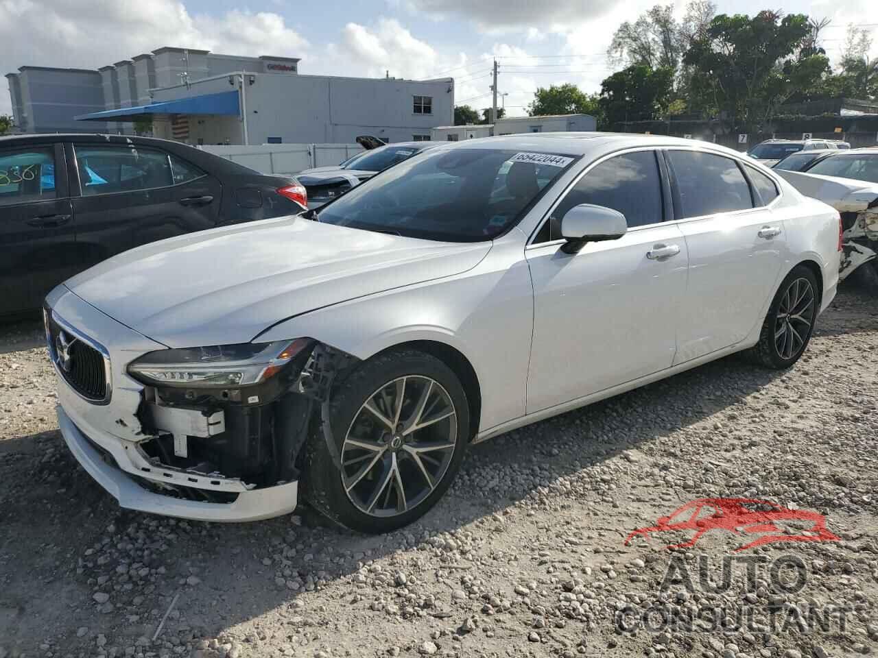 VOLVO S90 2018 - LVY982AK3JP034639