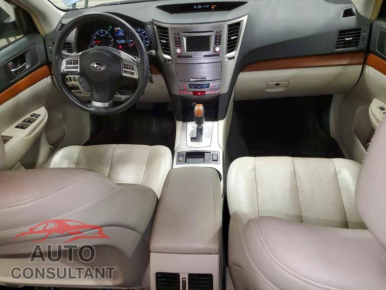 SUBARU OUTBACK 2014 - 4S4BRBLC1E3293439