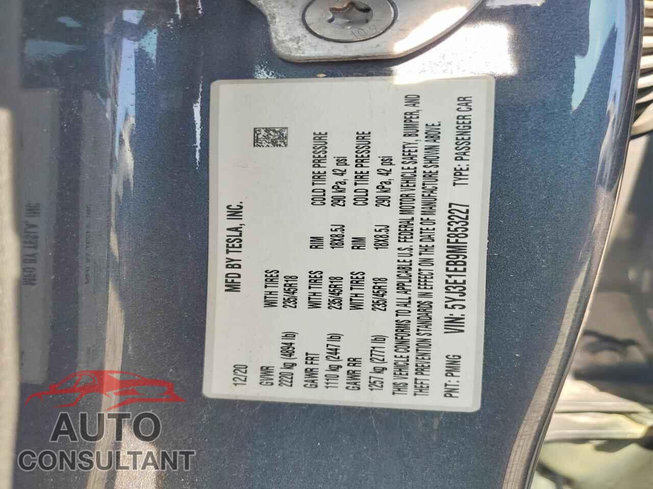 TESLA MODEL 3 2021 - 5YJ3E1EB9MF853227