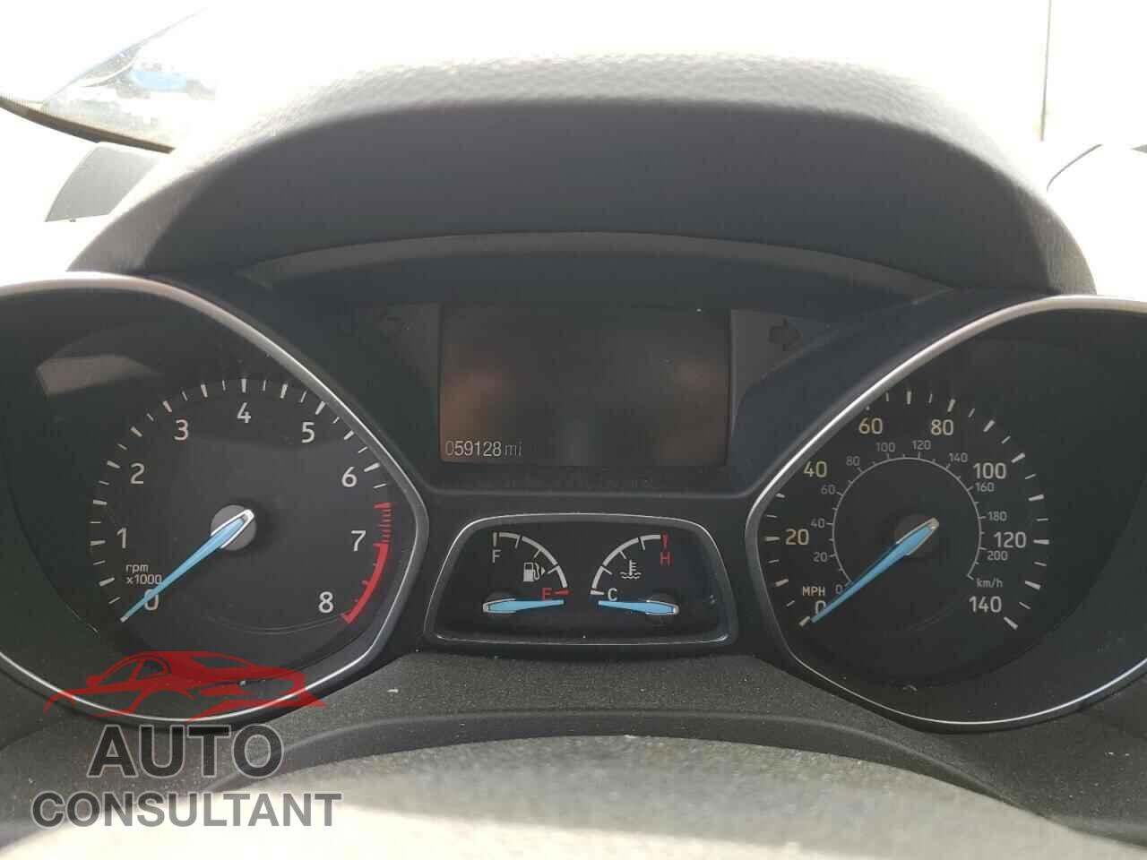 FORD ESCAPE 2017 - 1FMCU9G96HUB75461