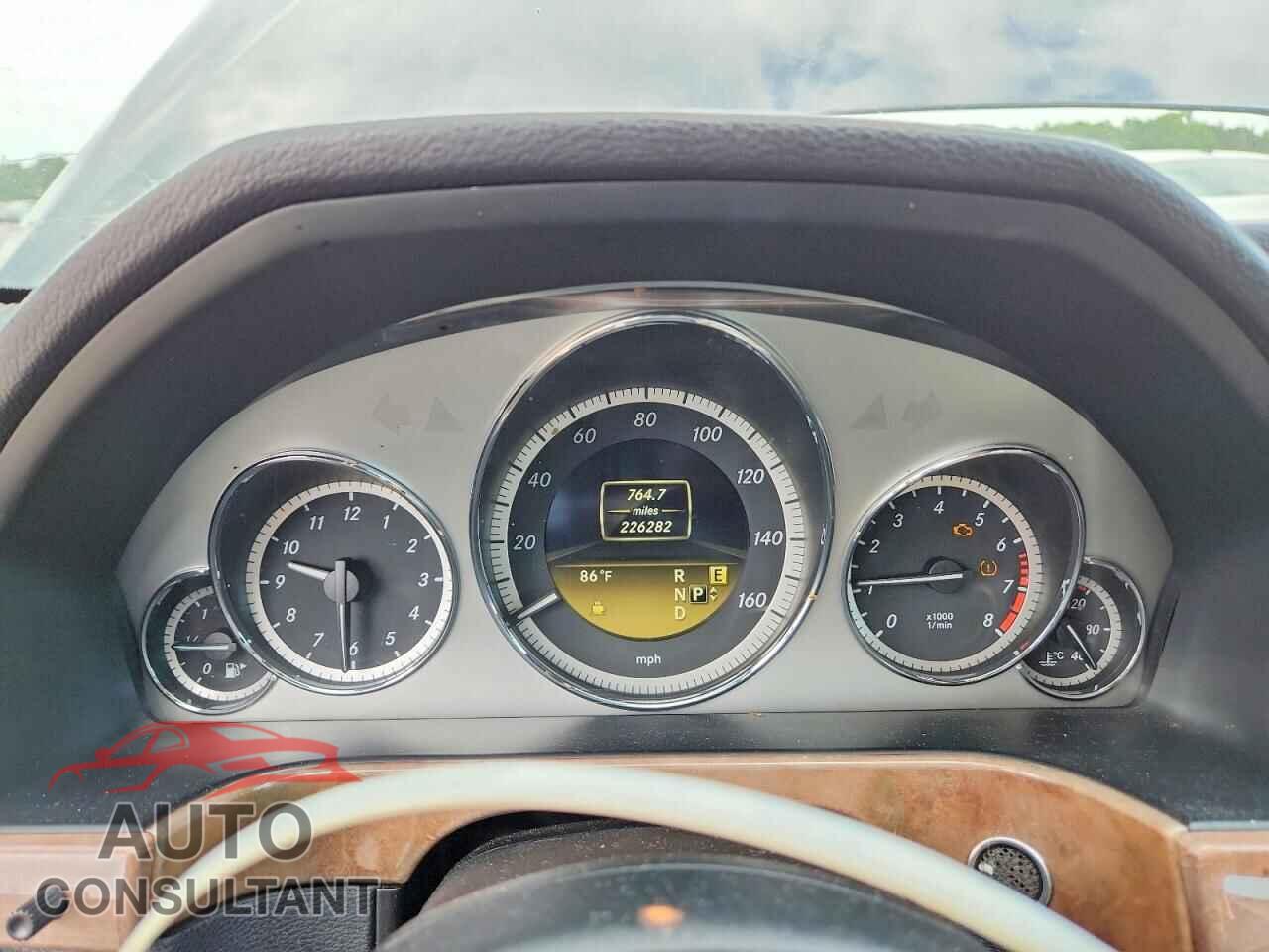 MERCEDES-BENZ E-CLASS 2012 - WDDHF5KB5CA533821