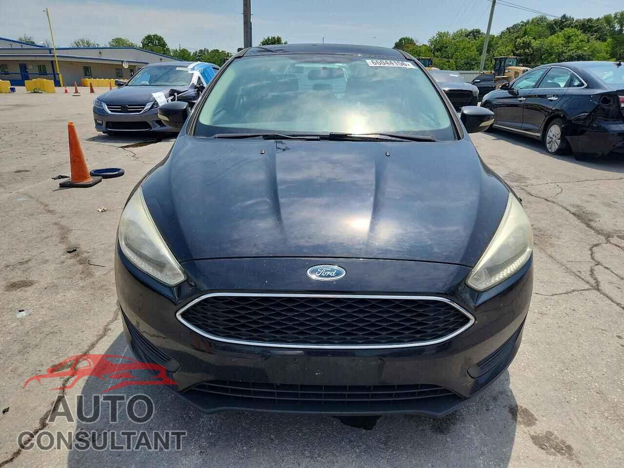 FORD FOCUS 2016 - 1FADP3F2XGL300926