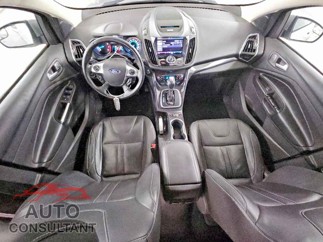 FORD ESCAPE 2013 - 1FMCU0J90DUA40457