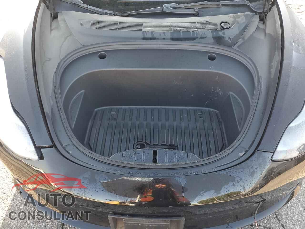 TESLA MODEL 3 2022 - 5YJ3E1EA2NF288523