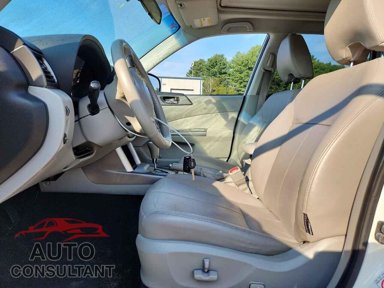 SUBARU FORESTER 2013 - JF2SHAEC4DH405541