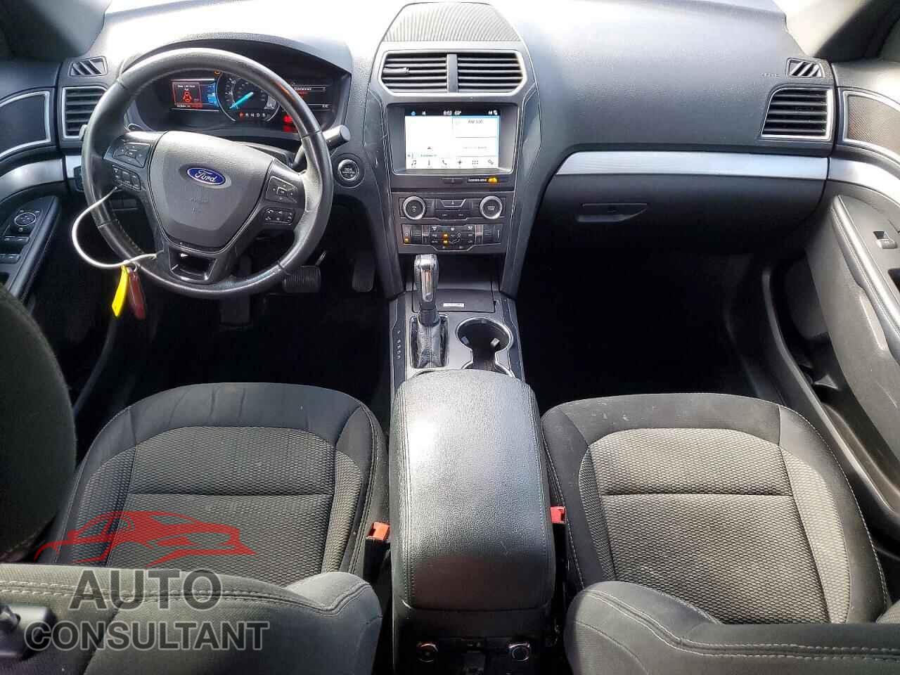 FORD EXPLORER 2017 - 1FM5K7D85HGC64662