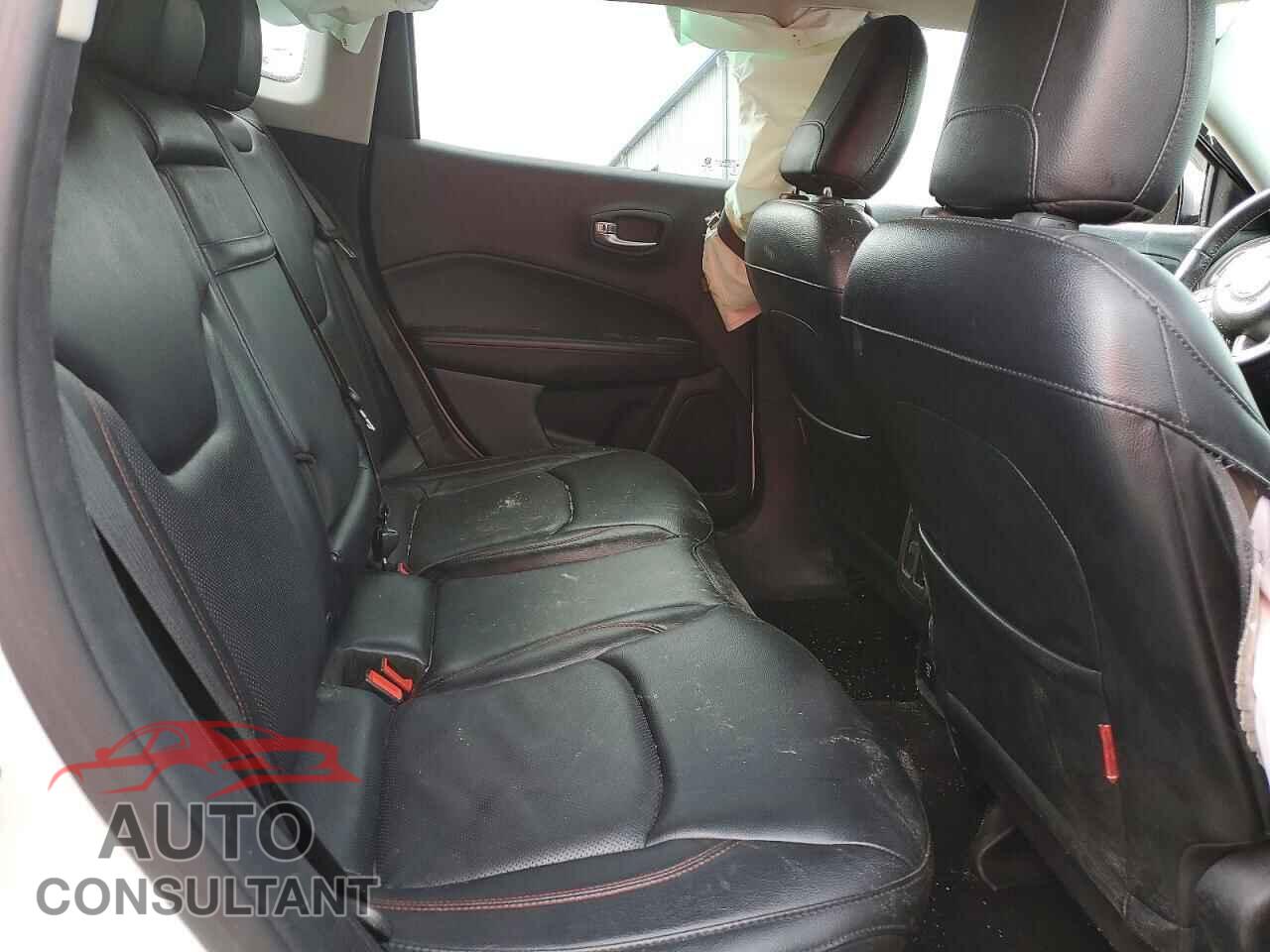 JEEP COMPASS 2017 - 3C4NJDDB5HT646476