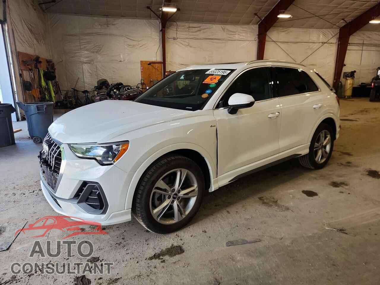 AUDI Q3 2022 - WA1DECF35N1048112