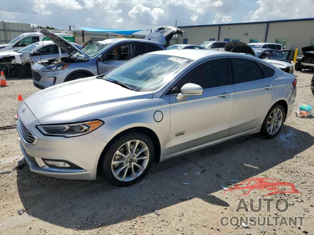 FORD FUSION 2018 - 3FA6P0SU8JR184262