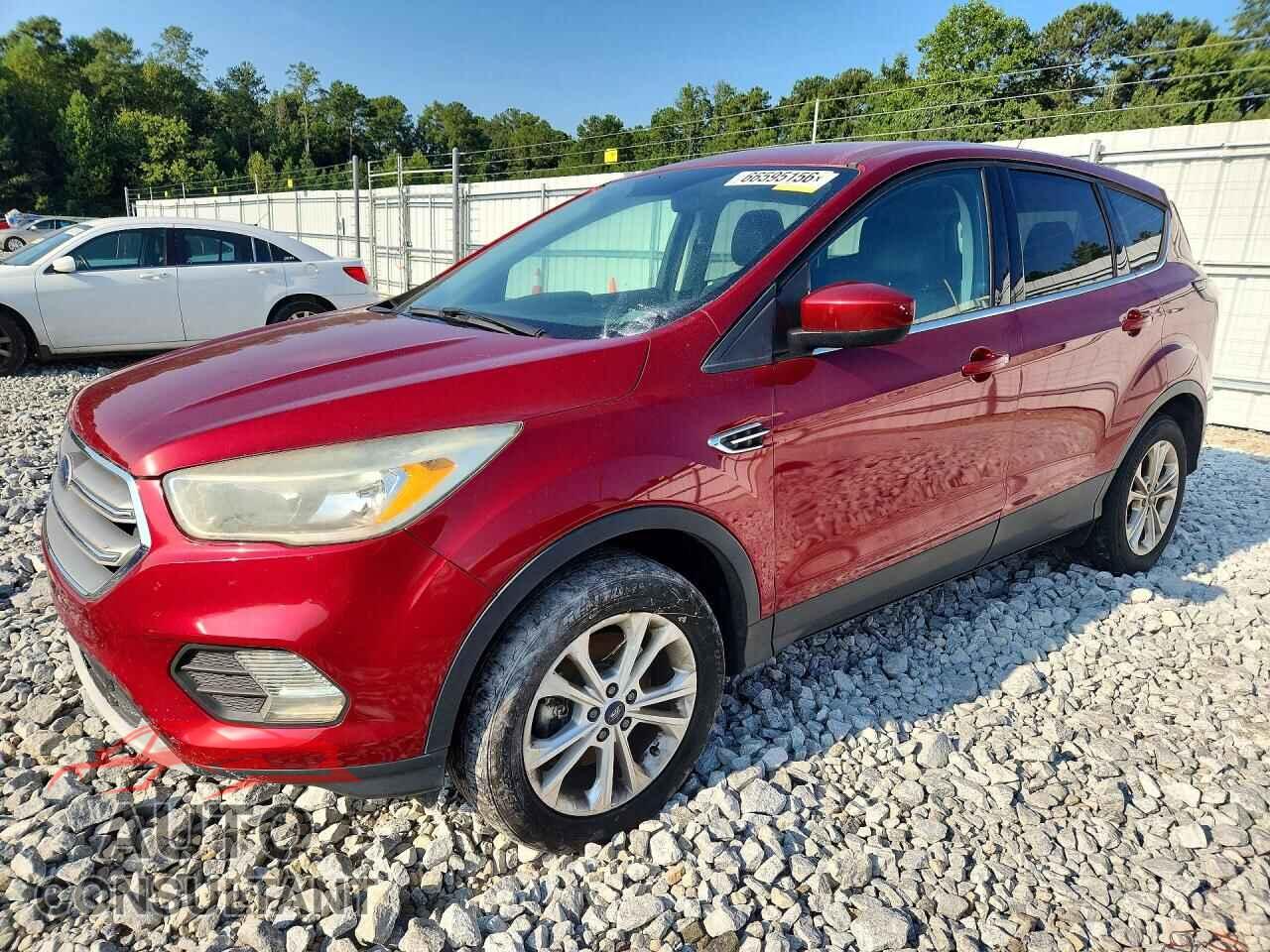 FORD ESCAPE 2017 - 1FMCU0G98HUB85680