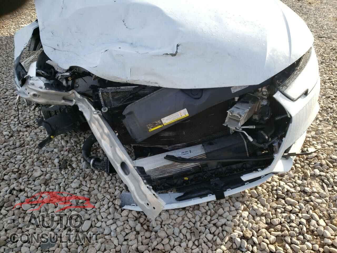 AUDI A4 2017 - WAUENAF43HN058090