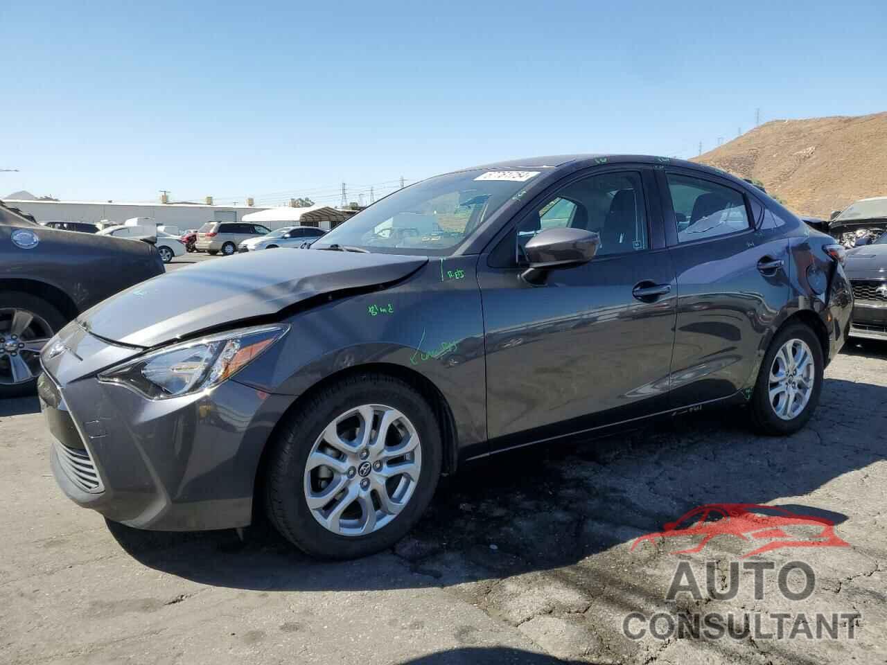 TOYOTA YARIS 2018 - 3MYDLBYV1JY316455