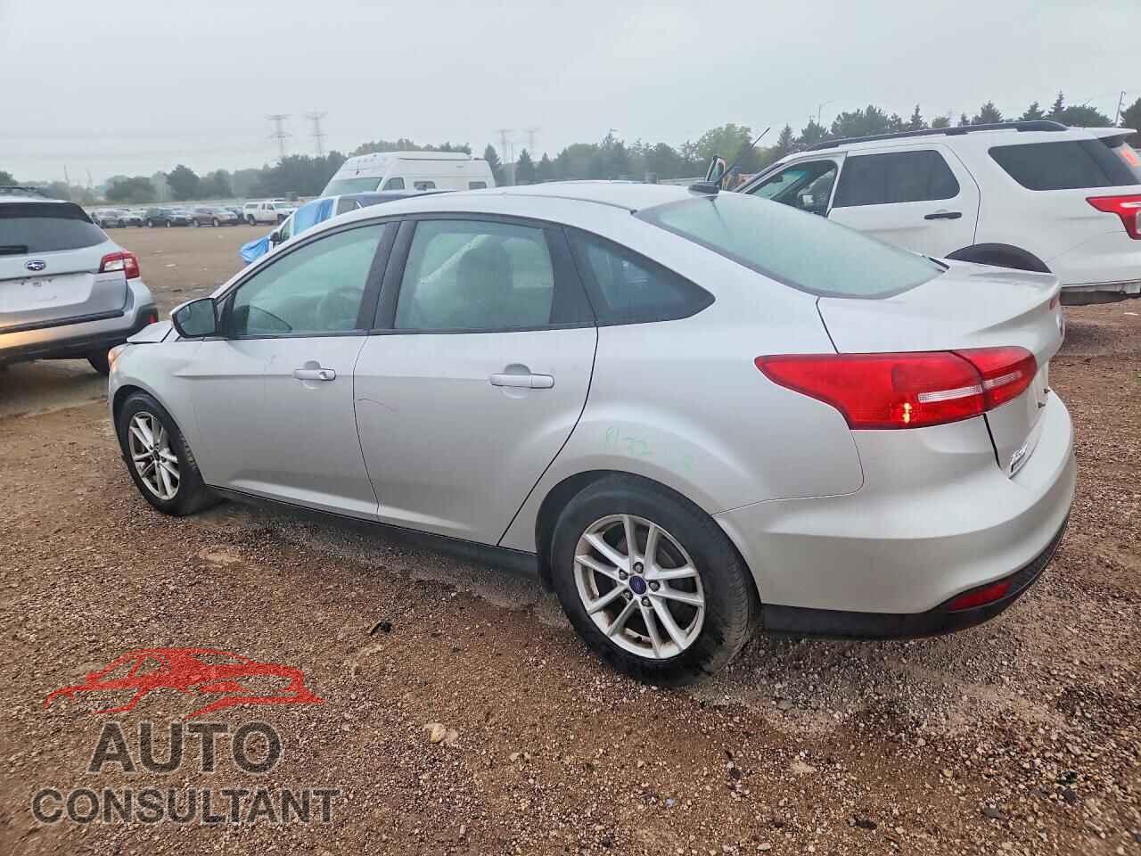 FORD FOCUS 2015 - 1FADP3F20FL374175