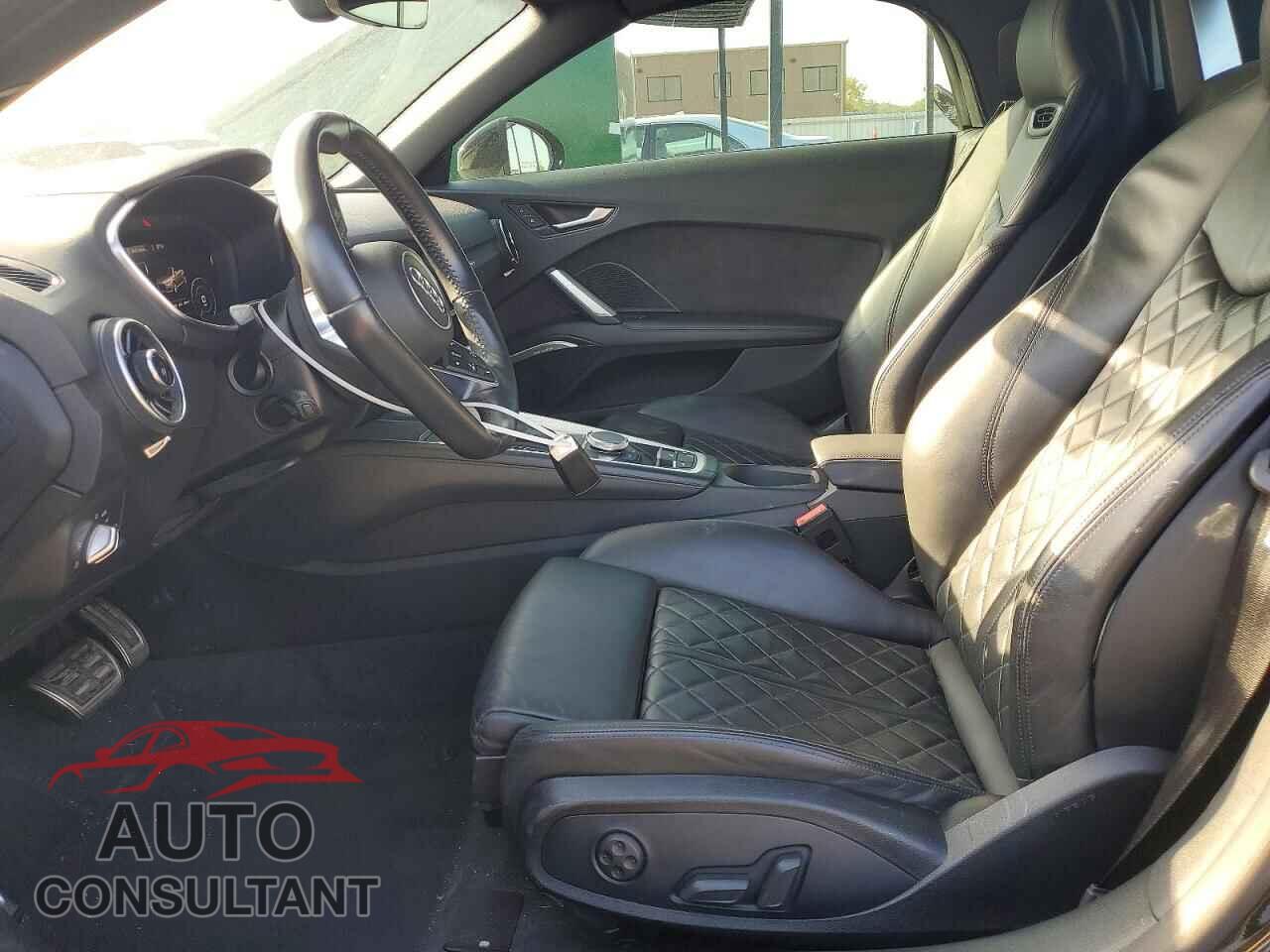 AUDI TT 2017 - TRUT5CFV0H1018626