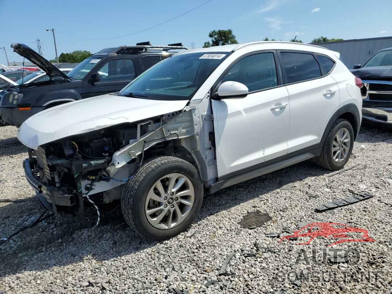 HYUNDAI TUCSON 2017 - KM8J3CA42HU297447