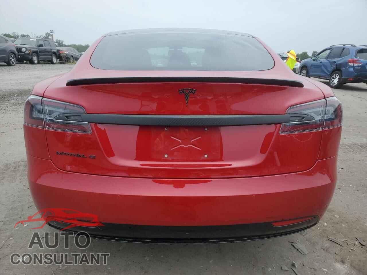 TESLA MODEL S 2017 - 5YJSA1E28HF208825