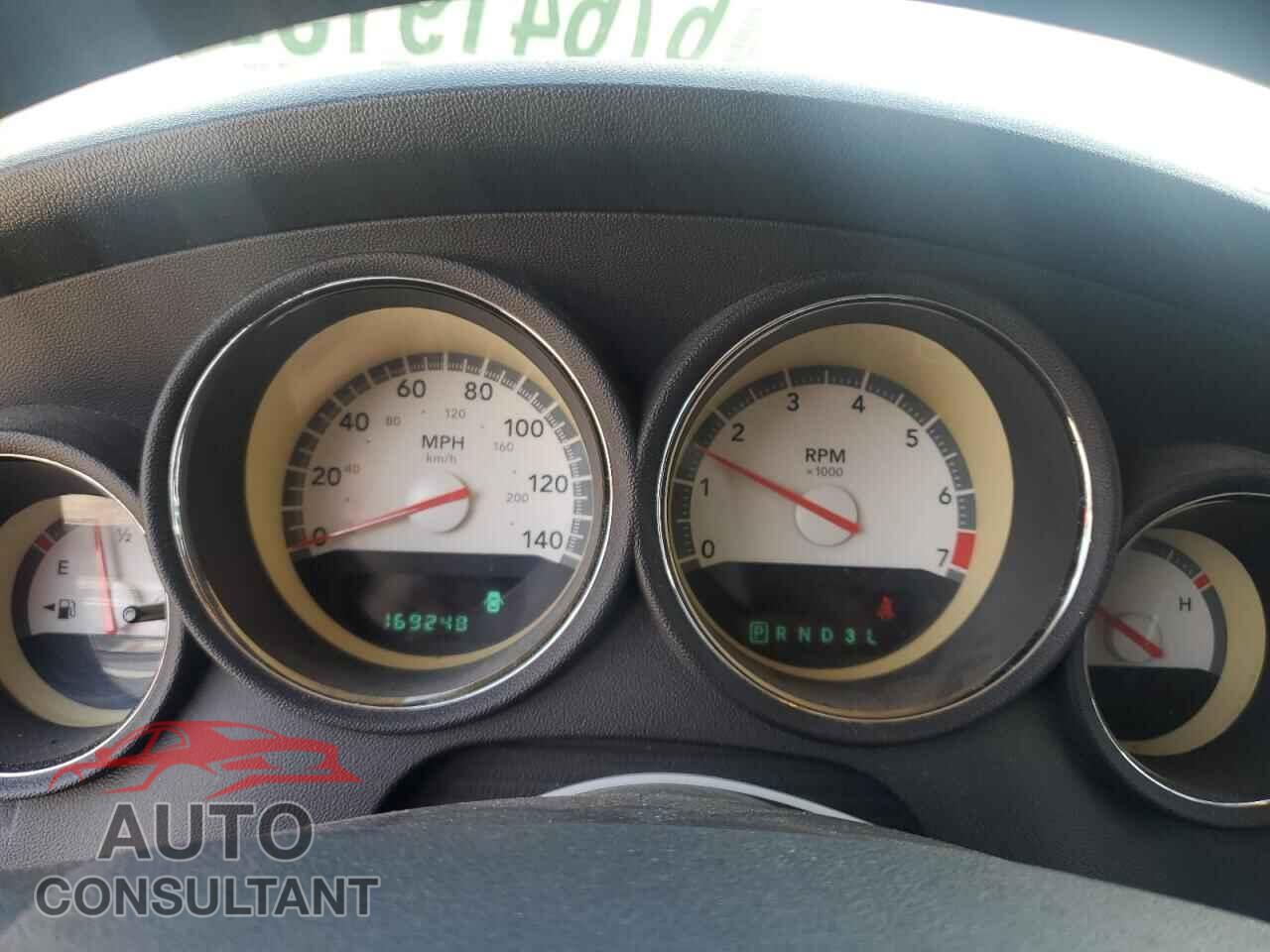 DODGE CHARGER 2010 - 2B3CA3CV8AH141979