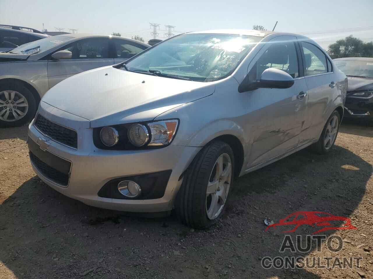 CHEVROLET SONIC 2016 - 1G1JE5SB6G4145220