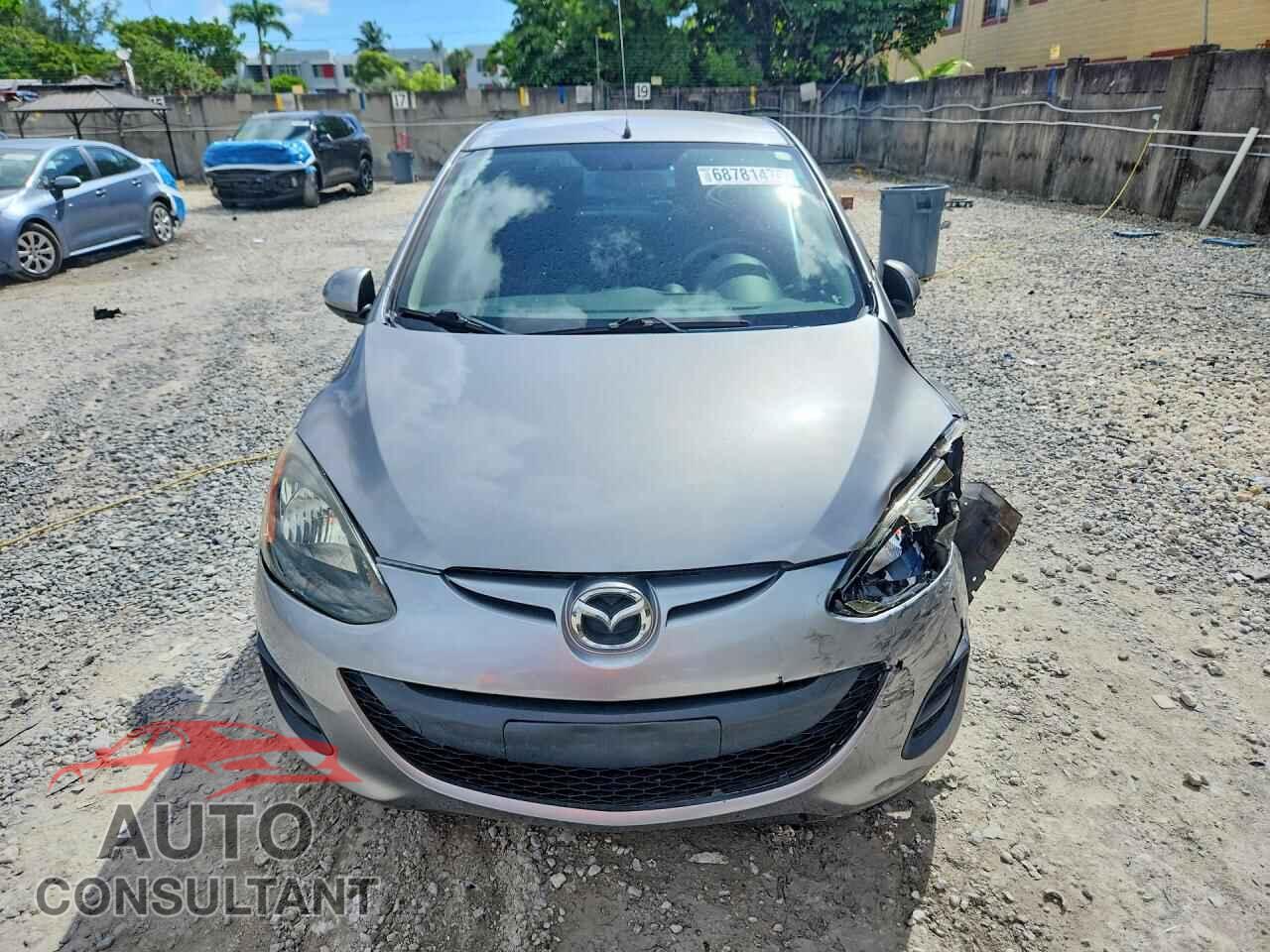 MAZDA 2 2014 - JM1DE1KY9E0174409