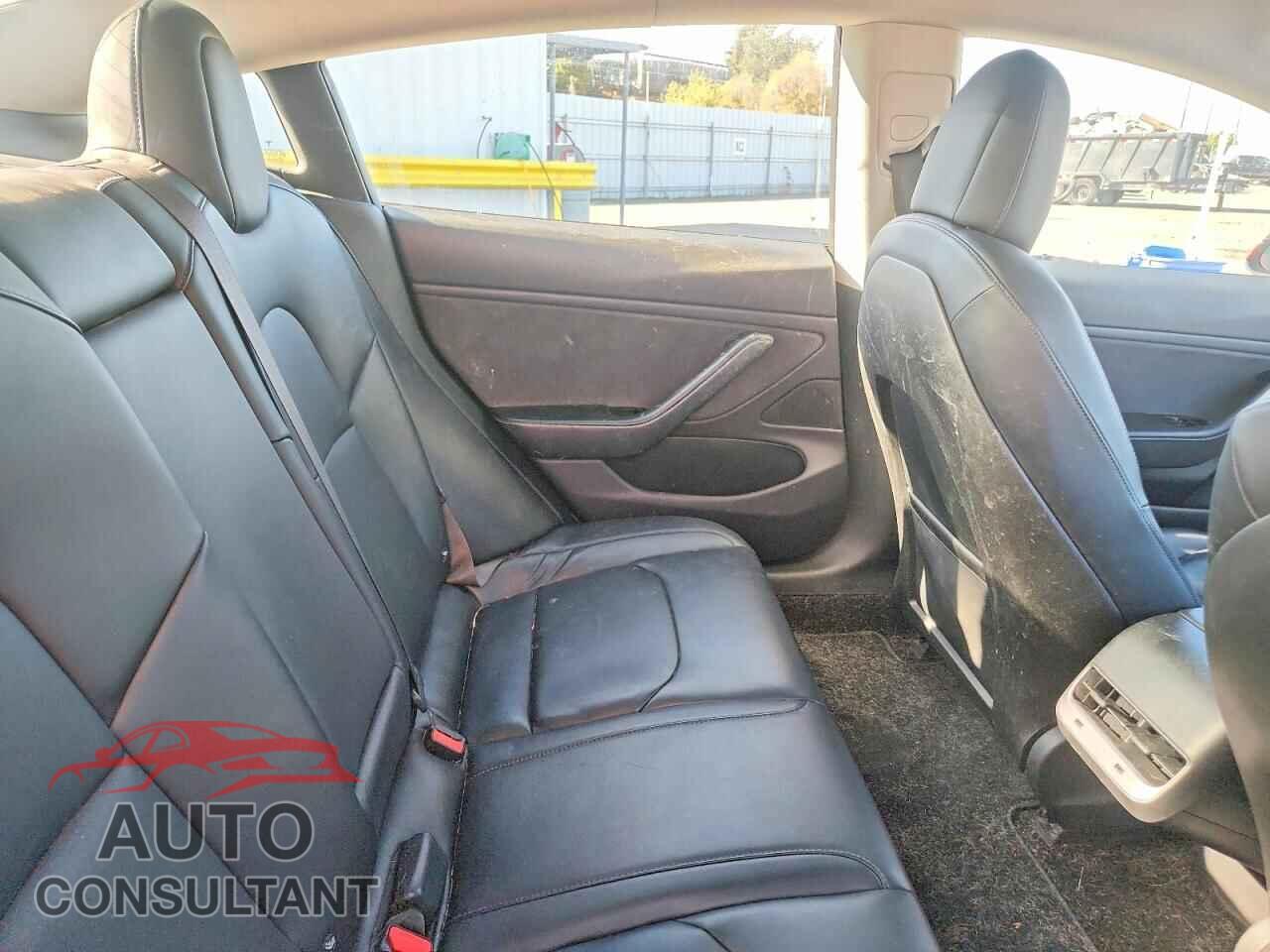 TESLA MODEL 3 2018 - 5YJ3E1EA3JF011678