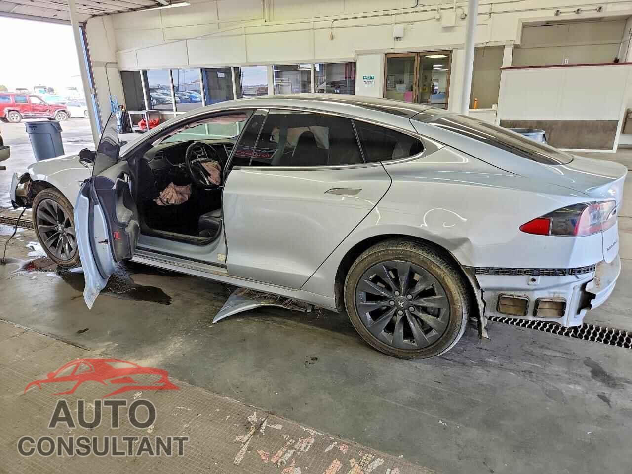 TESLA MODEL S 2018 - 5YJSA1E23JF247408