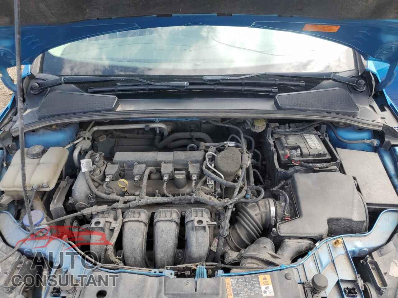 FORD FOCUS 2015 - 1FADP3F25FL272239
