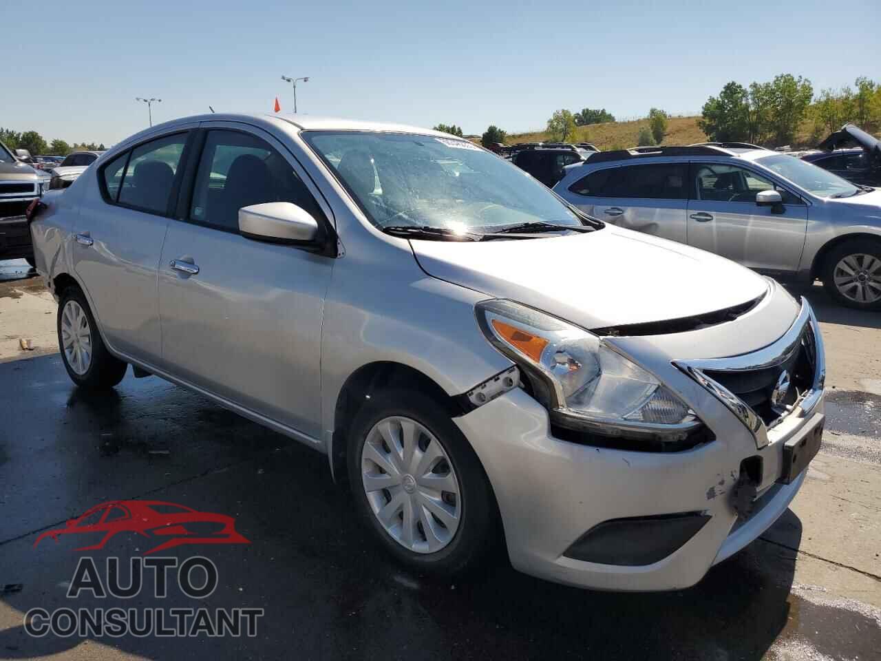 NISSAN VERSA 2017 - 3N1CN7AP3HL893088