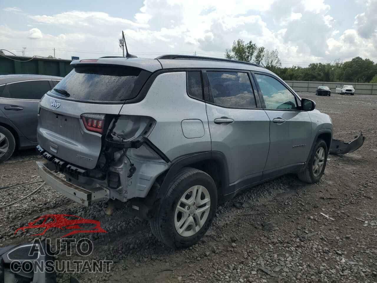 JEEP COMPASS 2018 - 3C4NJCAB4JT251015