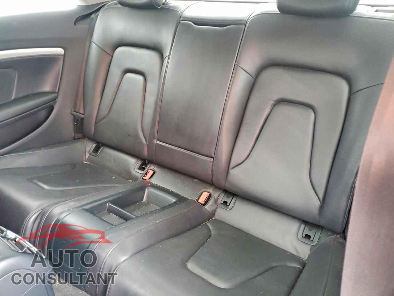AUDI A5 2014 - WAULFAFR8EA001273