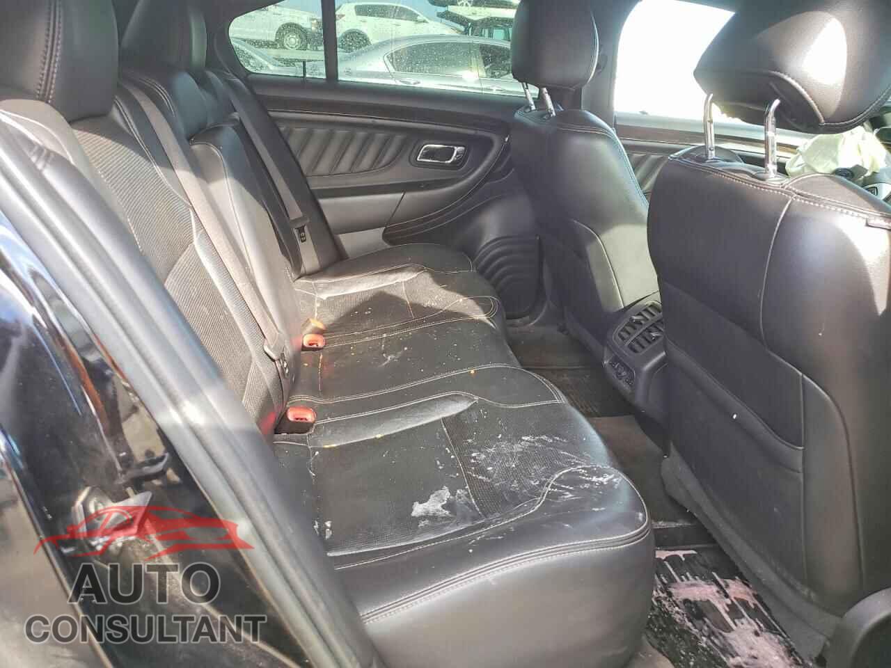 FORD TAURUS 2017 - 1FAHP2F85HG115189