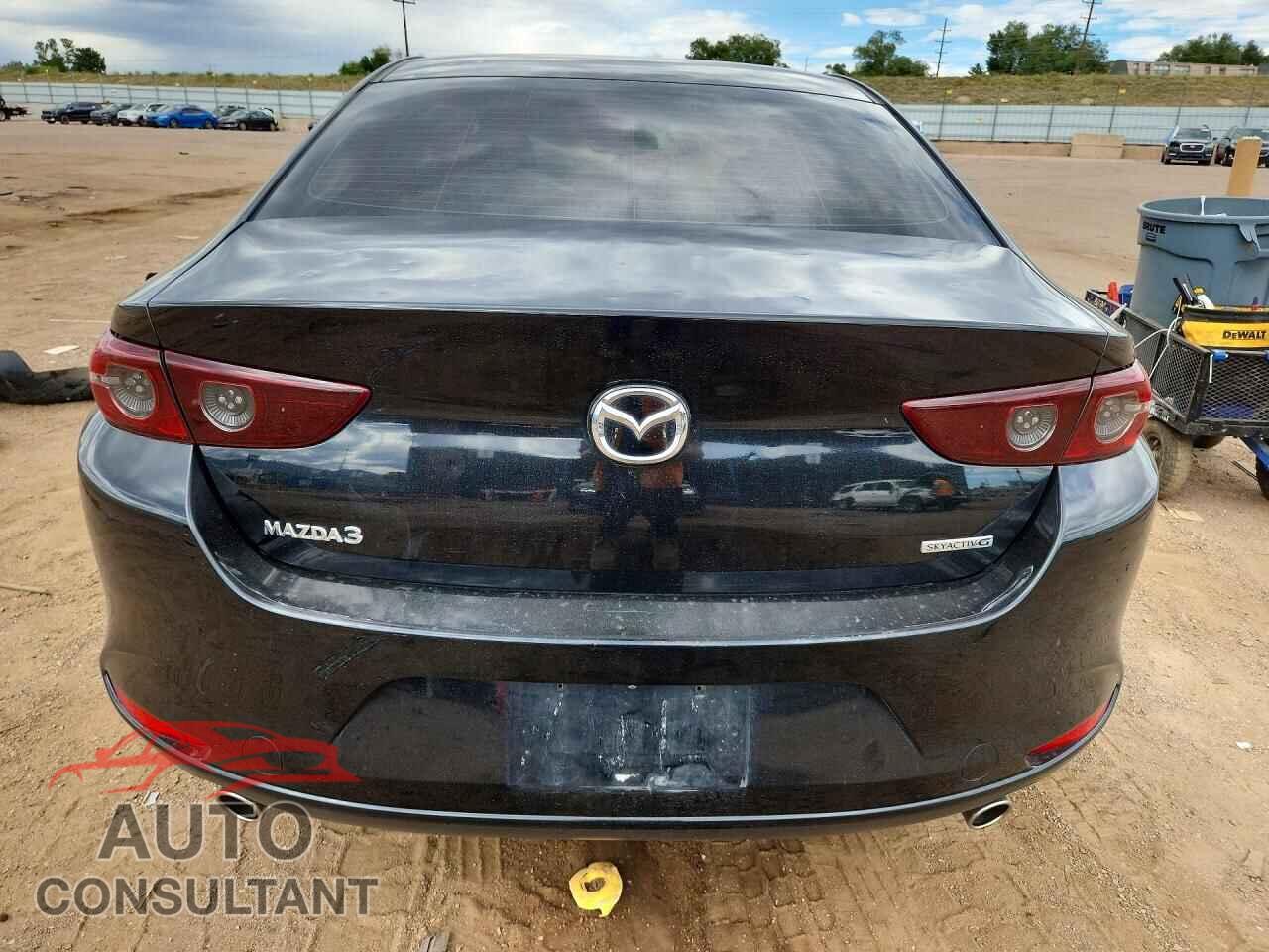 MAZDA 3 2021 - JM1BPABL4M1337157