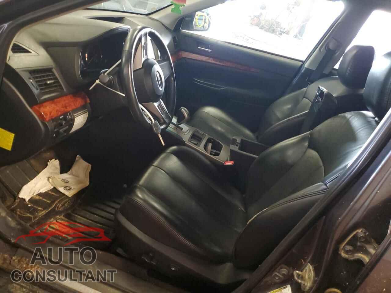 SUBARU OUTBACK 2010 - 4S4BRELC4A2332610