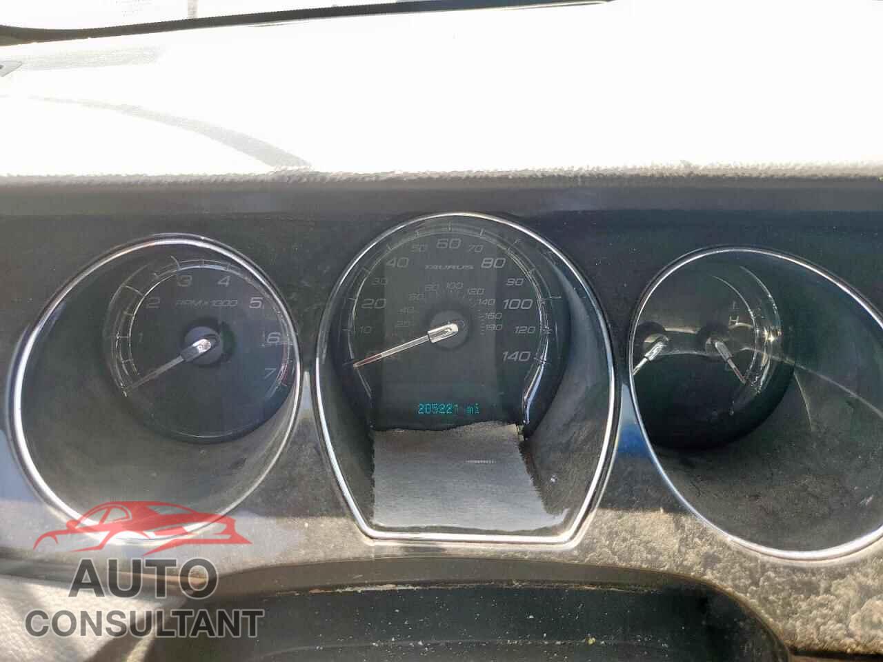 FORD TAURUS 2011 - 1FAHP2FW0BG144976