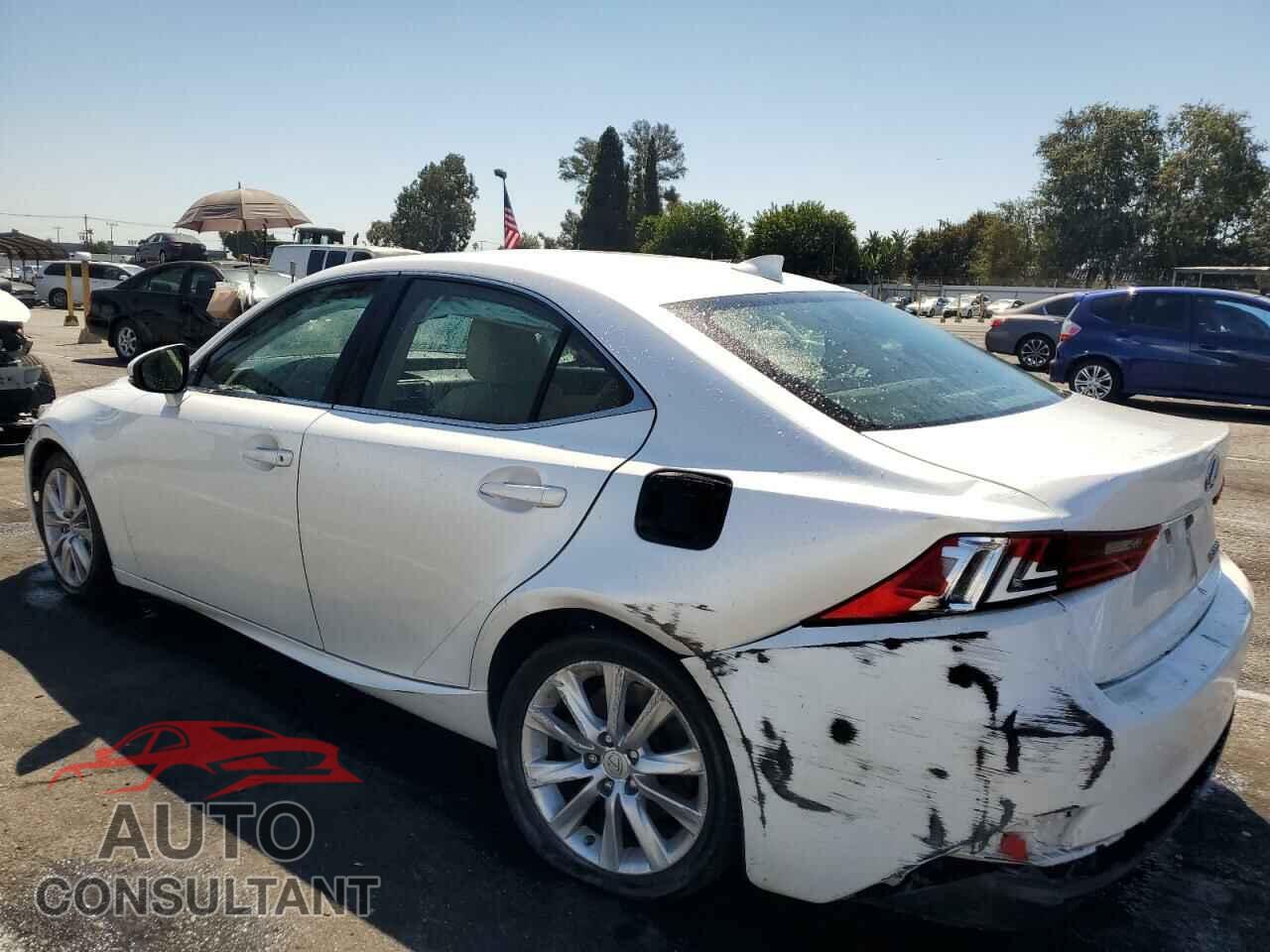 LEXUS IS 2016 - JTHBA1D21G5032992