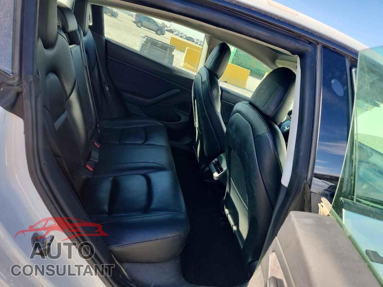 TESLA MODEL 3 2021 - 5YJ3E1EB7MF849385
