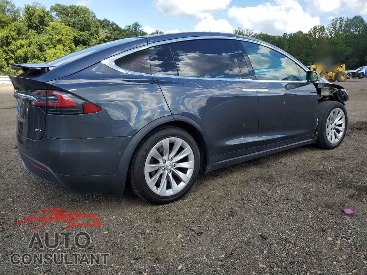 TESLA MODEL X 2016 - 5YJXCBE28GF005115