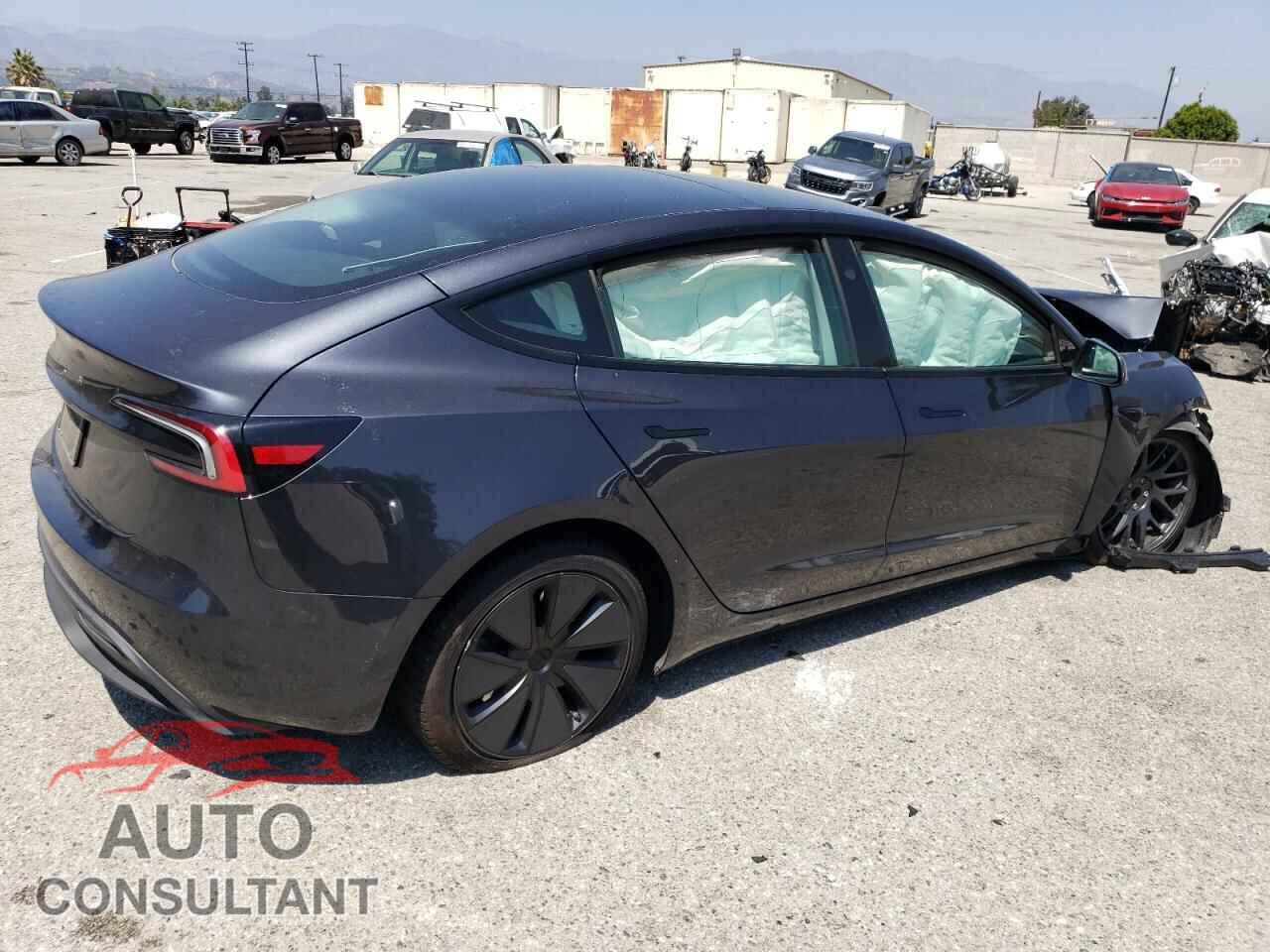 TESLA MODEL 3 2024 - 5YJ3E1EAXRF765401