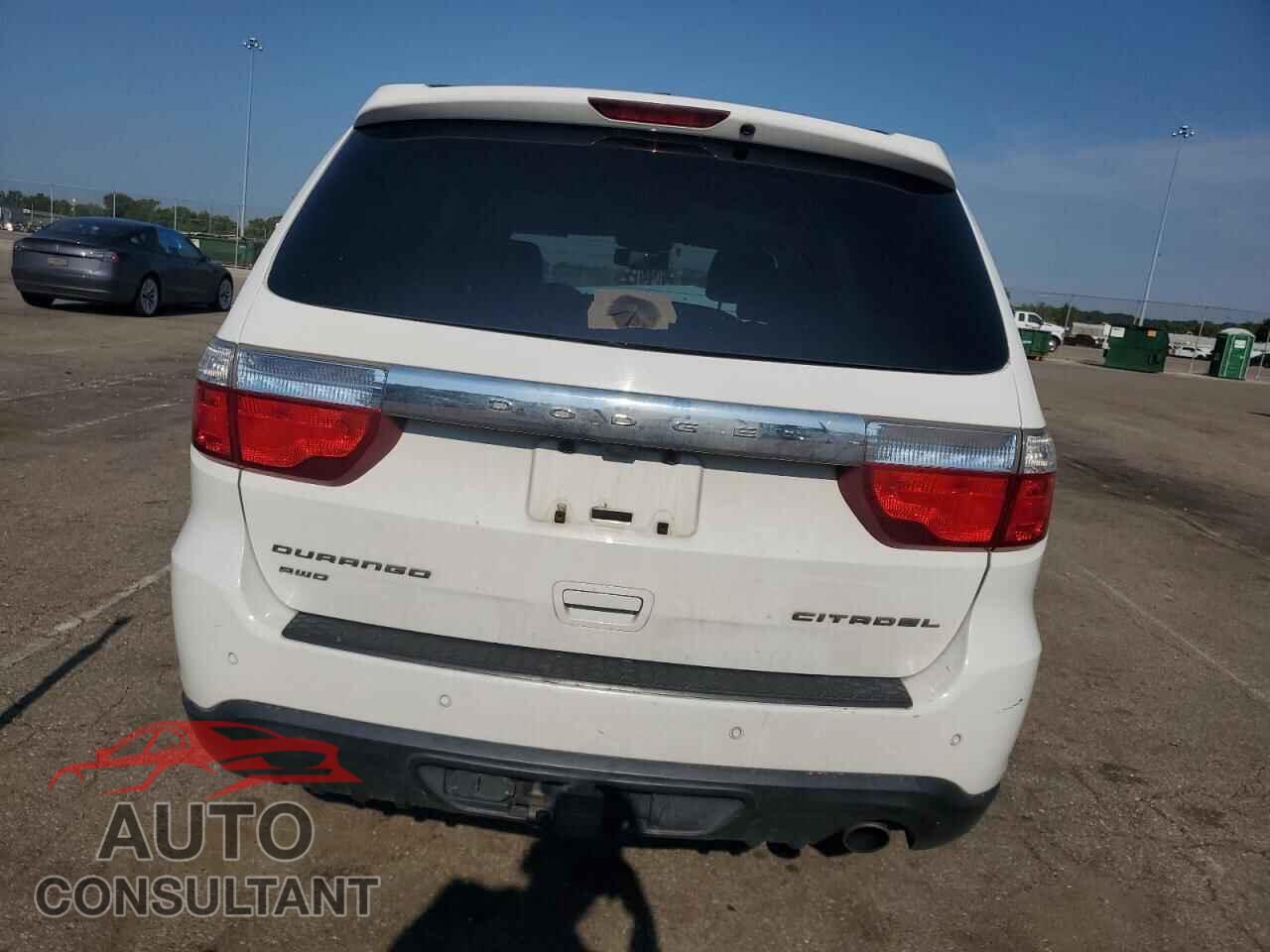 DODGE DURANGO 2013 - 1C4RDJEG2DC668037