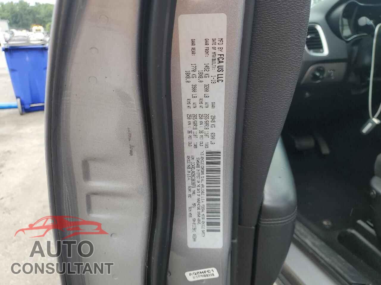 DODGE DURANGO 2019 - 1C4RDJAG9KC663873
